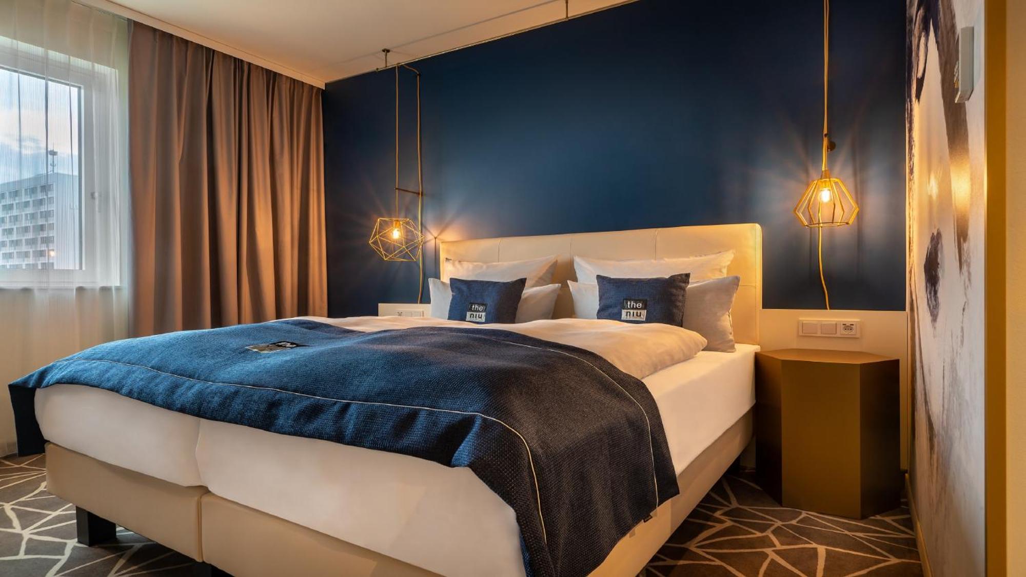 Holiday Inn - The Niu, Ridge Halle Central Station By Ihg Екстериор снимка