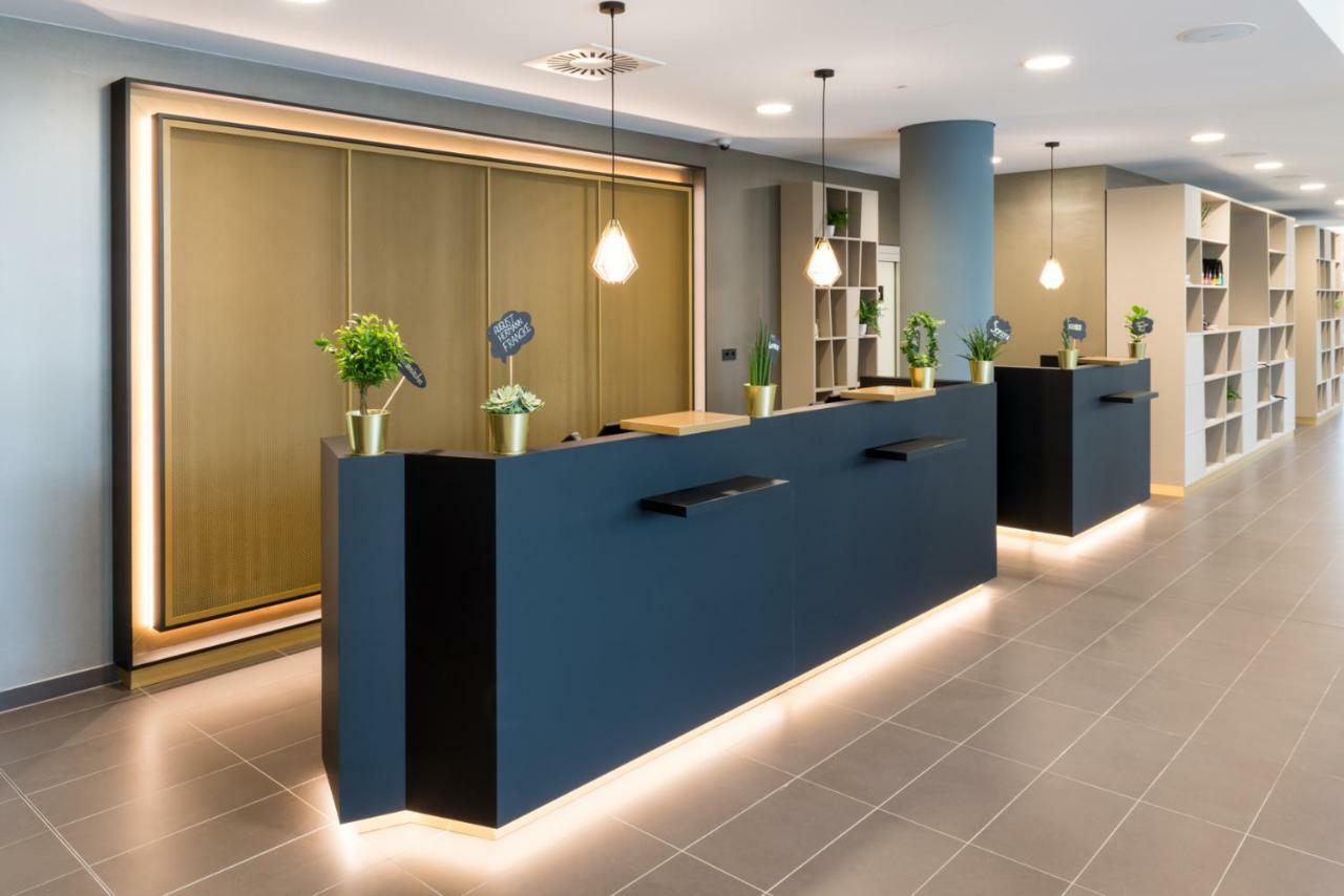 Holiday Inn - The Niu, Ridge Halle Central Station By Ihg Екстериор снимка